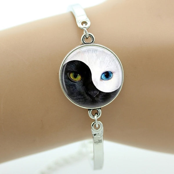 Iconic Printed Cat Bracelet